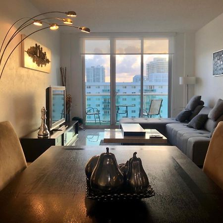 Penthouse Ocean Reserve Miami Beach Exterior photo