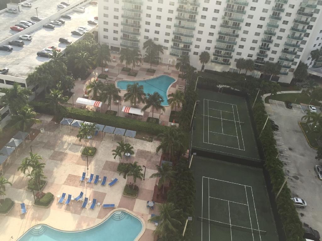 Penthouse Ocean Reserve Miami Beach Exterior photo